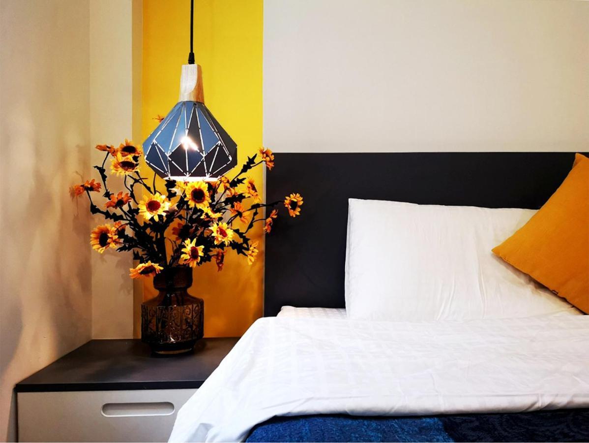 Hotel Benzen Boutique Stays-1 Min To River
