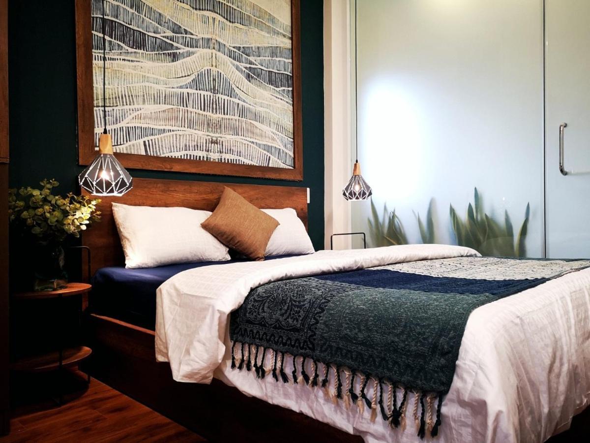 Benzen Boutique Stays-1 Min To River